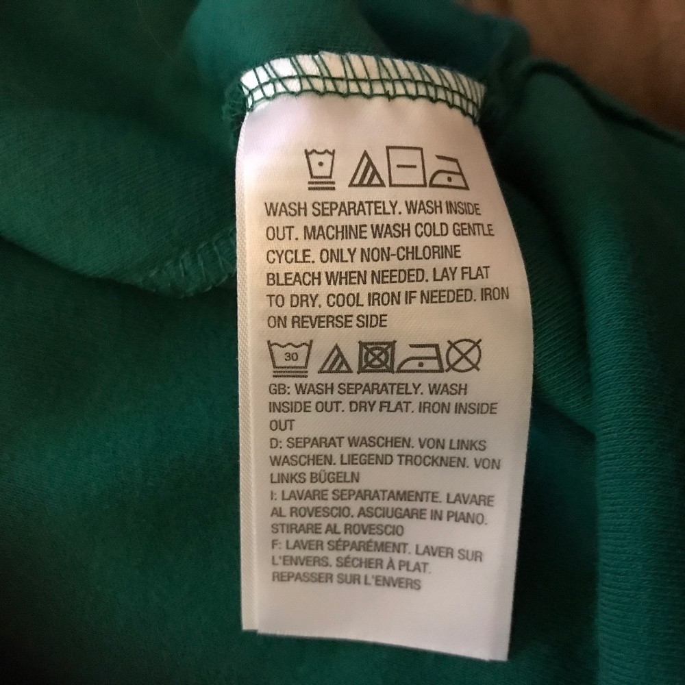 QF green short sleeve top with embroidered “Gobble til you Wobble” (XL) - Picture 10 of 14